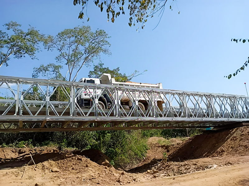 CB 200 Bailey Bridge 27-metrový dvojradový jednovrstvový vystužený Bailey Bridge